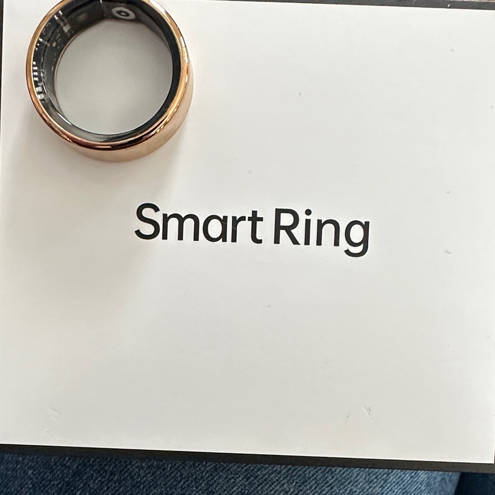 Gold Smart Ring - Picture 3 of 3